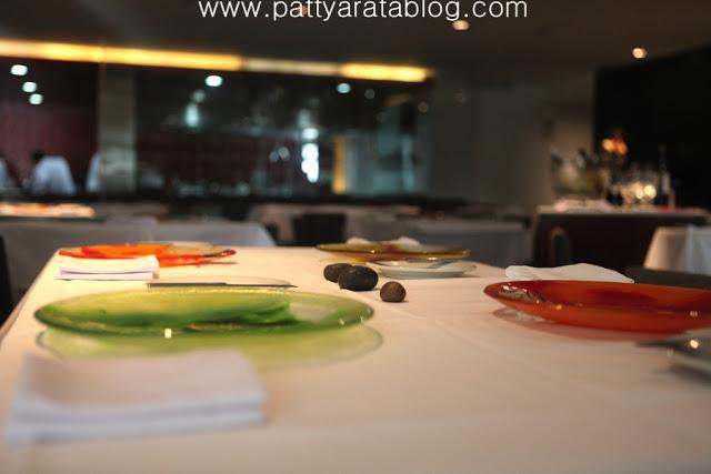 Los Bloggers oficiales del Lifweek son engreídos en el BusinessTower Hotel