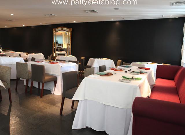 Los Bloggers oficiales del Lifweek son engreídos en el BusinessTower Hotel