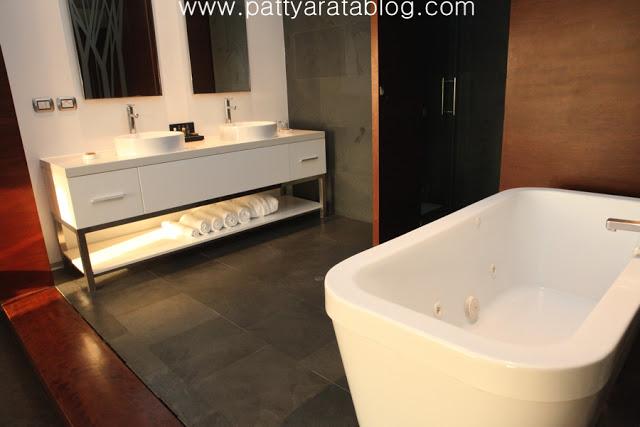 Los Bloggers oficiales del Lifweek son engreídos en el BusinessTower Hotel