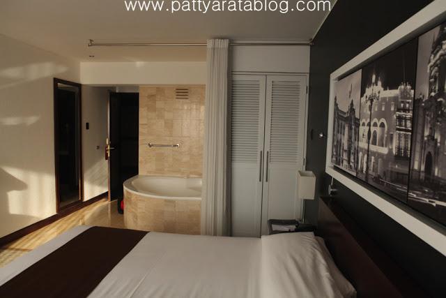 Los Bloggers oficiales del Lifweek son engreídos en el BusinessTower Hotel