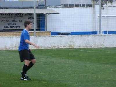 JUGAMOS BAJO EL DILUVIO