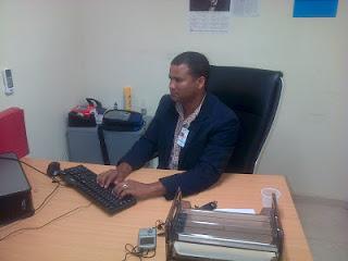 Posesionado periodista al frente de Migración en Pedernales.