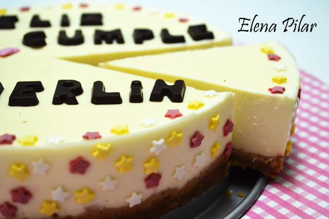 Tarta de Cuajada y Galletas por el 8º cumpleaños de Merlín (Thermomix)