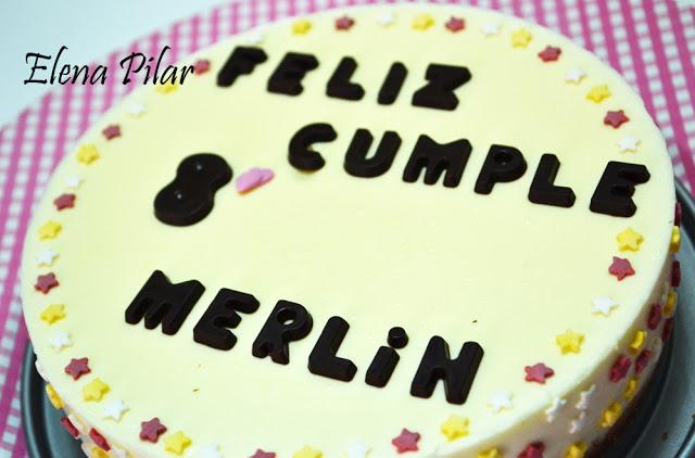 Tarta de Cuajada y Galletas por el 8º cumpleaños de Merlín (Thermomix)