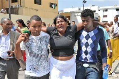 Dicen que empleado que murió en supermercado se le enganchó ropa en la máquina de carne