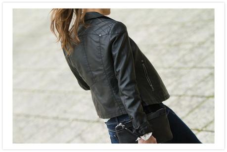  photo 5-blusa_blanca-cazadora_cuero-5_zpsfa57b1bb.jpg