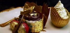 Golden Pheonix Most expensive cupcake in the world 300x144 Los Mejores Cupcakes de Londres