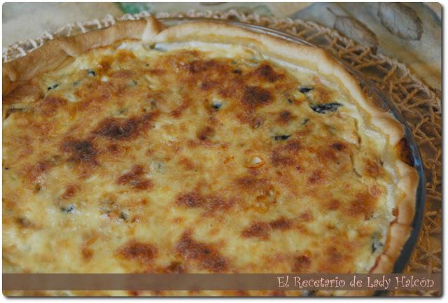 Quiche de salmón, espinacas y queso azul