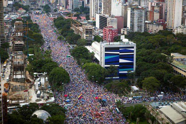 VENEZUELA ES CAPRILES!