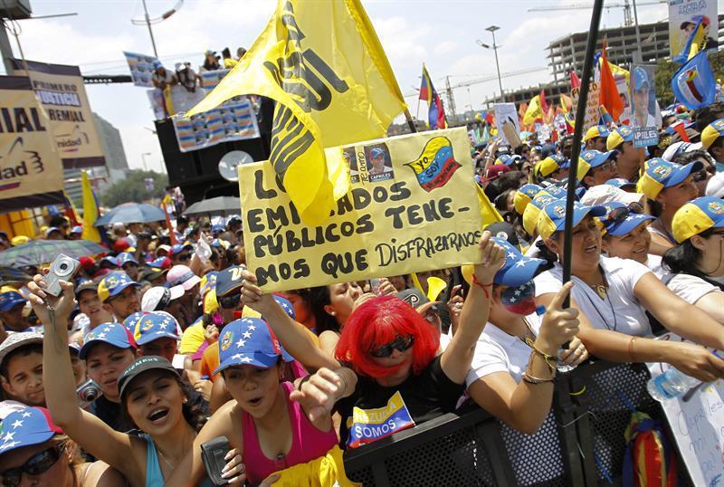 VENEZUELA ES CAPRILES!