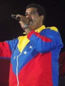 Cierra plazo para encuestas; Maduro las gana todas con ventaja amplia.
