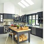 Gwyneth-Paltrow-Hamptons-kitchen-dark-gray