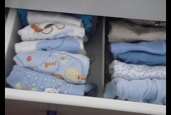 Guardar ropa de bebé y soluciones cuando amarillea la ropa guardada -  Paperblog
