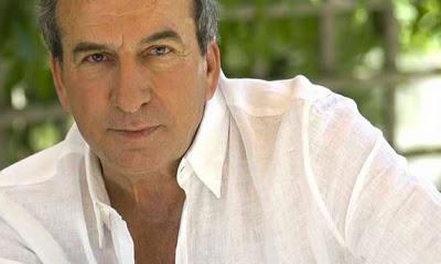 Y CÓMO ES ÉL DE JOSE LUIS PERALES