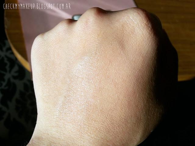 Revlon presenta su BB Cream