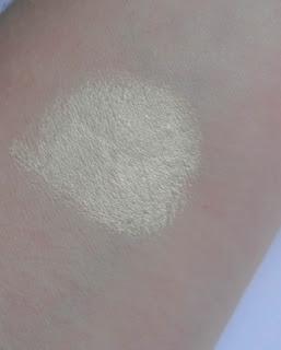 Nuevas prebases de sombra Zoeva: fijación máxima