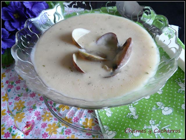 Crema de Alubias blancas con Almejas