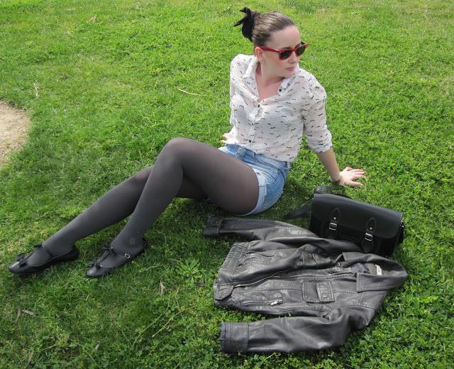 Lacitos y moustaches