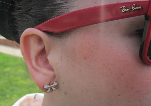 Lacitos y moustaches