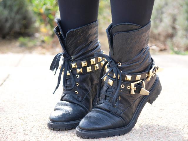 Same colours, different look...