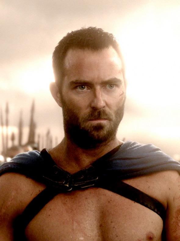 Sullivan Stapleton en 300: Rise of An Empire