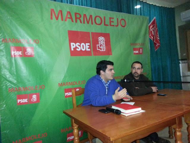 Y SE ENFADA LUCHO PORQUE LE HAN DICHO INSENSIBLE CON EL TEMA DE LOS JORNALES...