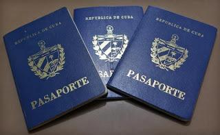 Cuatro perspectivas del absurdo migratorio cubano