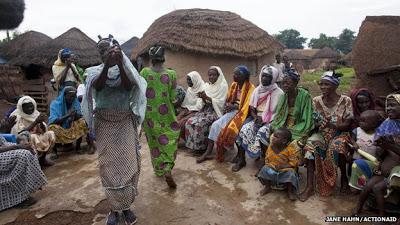 (631) EL PAÍS QUE OBLIGA A LAS VIUDAS A VIVIR EN EL EXILIO