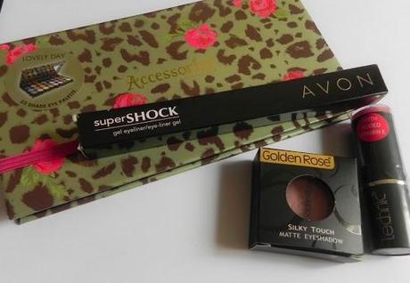 Concurso y sección de looks del mes: Un poquito de trópico... Concurso y sección de looks del mes: Un poquito de trópico...