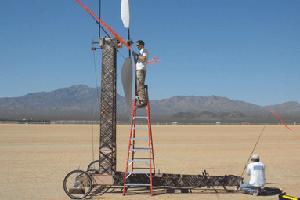 Vehículo propulsado por energía eólica capaz de superar la velocidad del viento