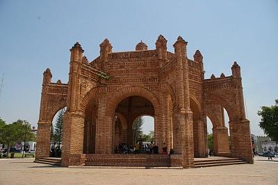 Pueblos zapatistas y el cañón del sumidero
