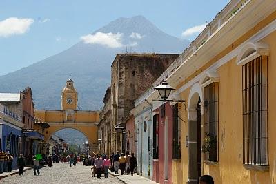 Subida al Pacaya y Antigua Guatemala