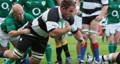 IRLANDA CEDE ANTE LOS BARBARIANS