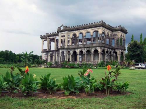 BACOLOD, LA CIUDAD DE LAS SONRISAS