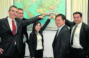 UNIVERSIDAD ESPAÑOLA ABRIRÁ CAMPUS EN SINGAPUR