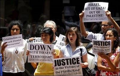 El Gobierno israelí se queda solo ante las críticas.