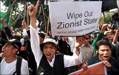 El Gobierno israelí se queda solo ante las críticas.