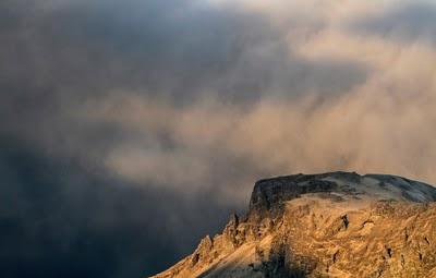 -IMAGENES DEL VOLCAN EN ISLANDIA-