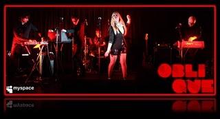 OBLIQUE - TELEGRAPHIC KISSES