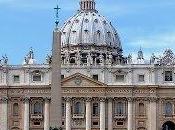 Vídeo: ovnis sobrevuelan Vaticano