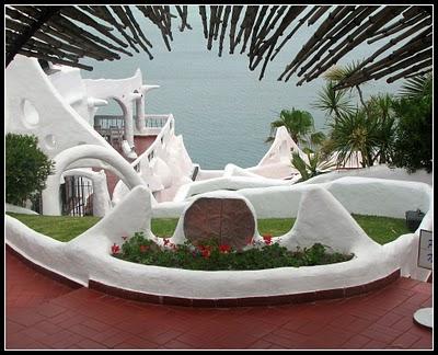 SC 131: Pasado y Futuro: Ushida, Kurokawa, Zaha, Casapueblo y los Smithson