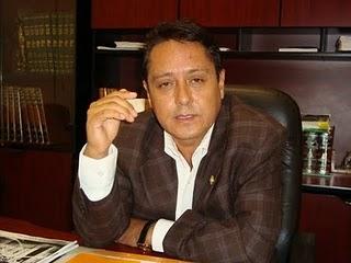 José Luis Ocampo De la Torre, trabajando en Pro de la salud jalisciense