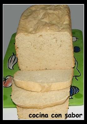 Pan de molde con poolish (Panificadora)