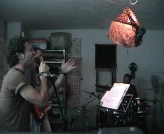 Los Exiliados - Ensayos