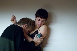 EL SILENCIO DE LORNA - ¿Cuánto vale la vida de un yonqui?