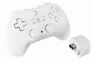 Perfect Choice equipa a los apasionados de Wii™ con su control clásico inalámbrico y su estación de carga