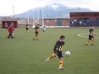 NUEVA JORNADA DEL CAMPEONATO DE CLAUSURA DEL FÚTBOL EN EL CANAL VECINAL DE PUERTO NATALES