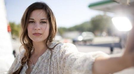 “October baby”: Cuando la vida es bella “October baby”: Cuando la vida es bella