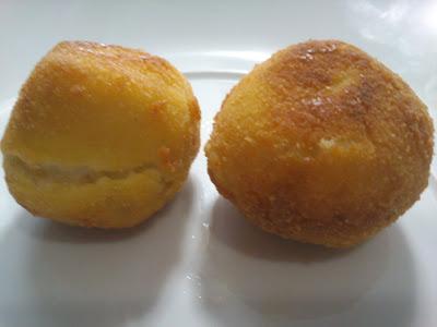 surrealismo total, parte I   (croquetas de queso)