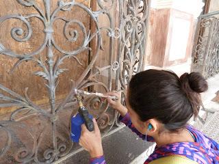 rEStAUraciÓN de EleMEnToS MetÁLicoS: ReJAs y BarANDillAs